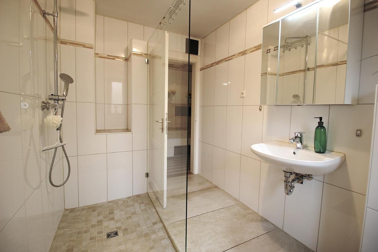 Ferienwohnung Am Wasserschloss 1-3 Ochsenfurt Bagian luar foto