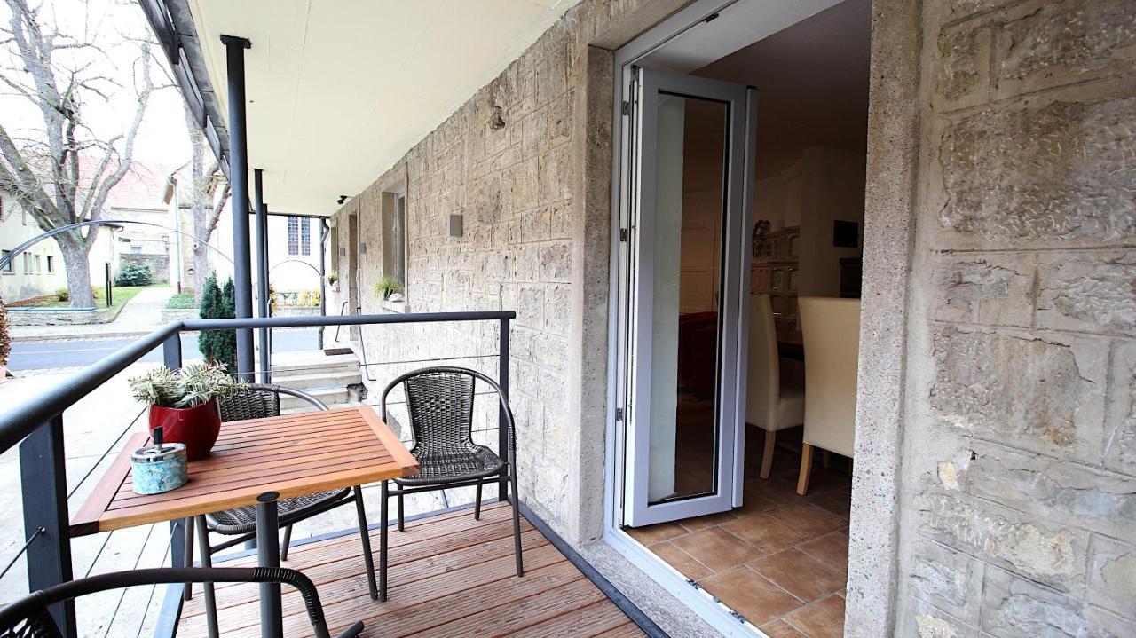Ferienwohnung Am Wasserschloss 1-3 Ochsenfurt Bagian luar foto