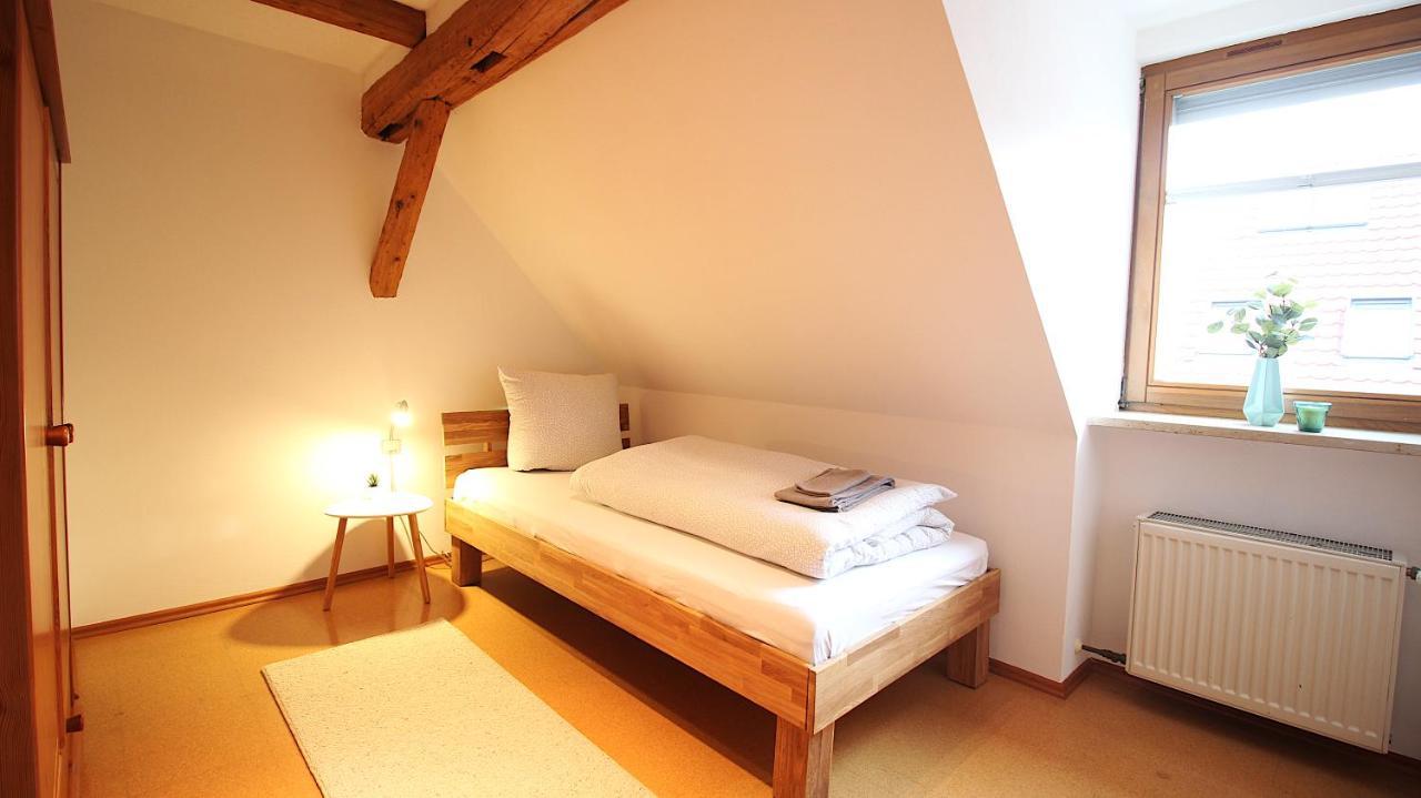 Ferienwohnung Am Wasserschloss 1-3 Ochsenfurt Bagian luar foto